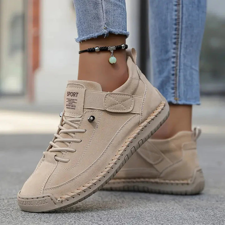 Éva - Comfortable Shoes with Ergonomic Support