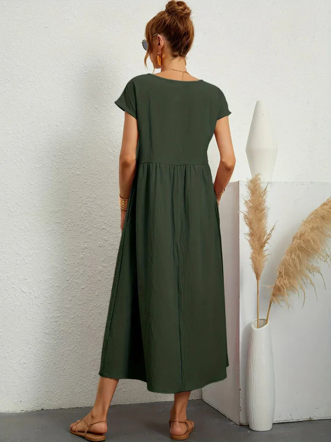 Gabrielle™ - Timeless Elegance Midi Dress
