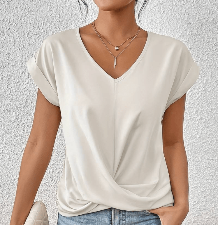 Luna | Flattering V-neck Top
